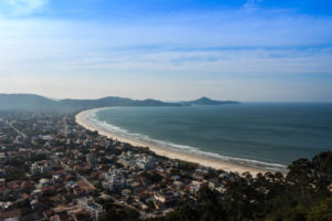 Vista do Morro do Macaco (Foto: Rodrigo Dalri)